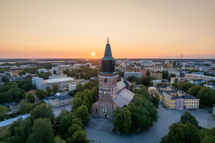 Turku cathedral.jpg